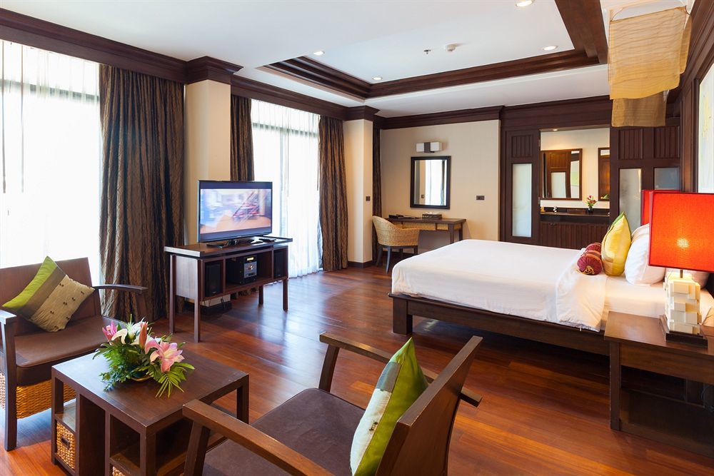 Alpina Phuket Nalina Resort & Spa Exterior photo