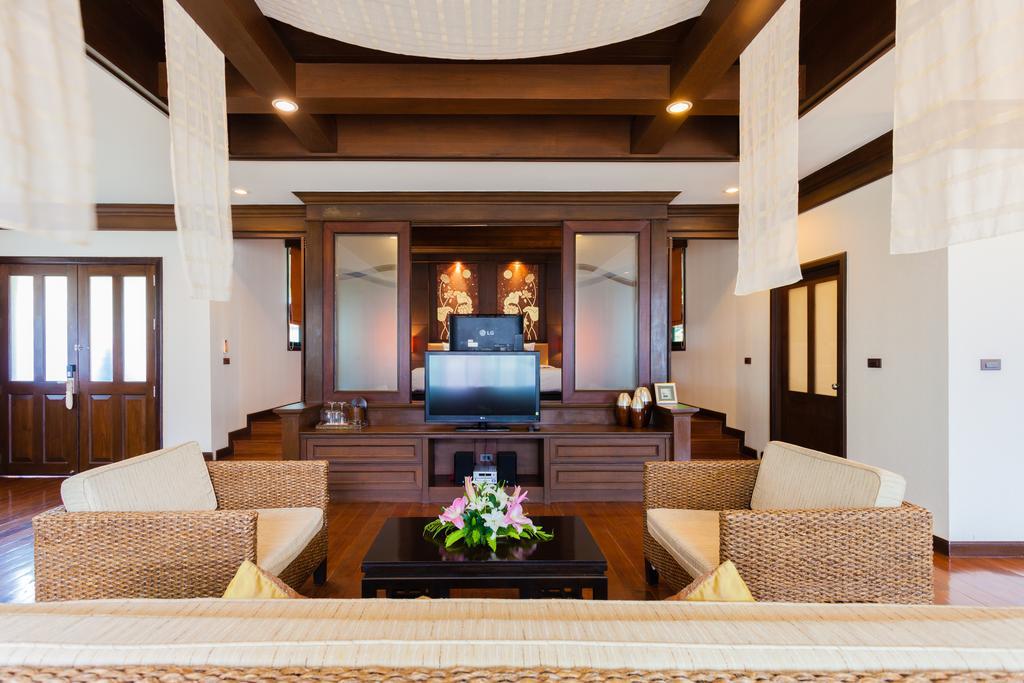 Alpina Phuket Nalina Resort & Spa Exterior photo